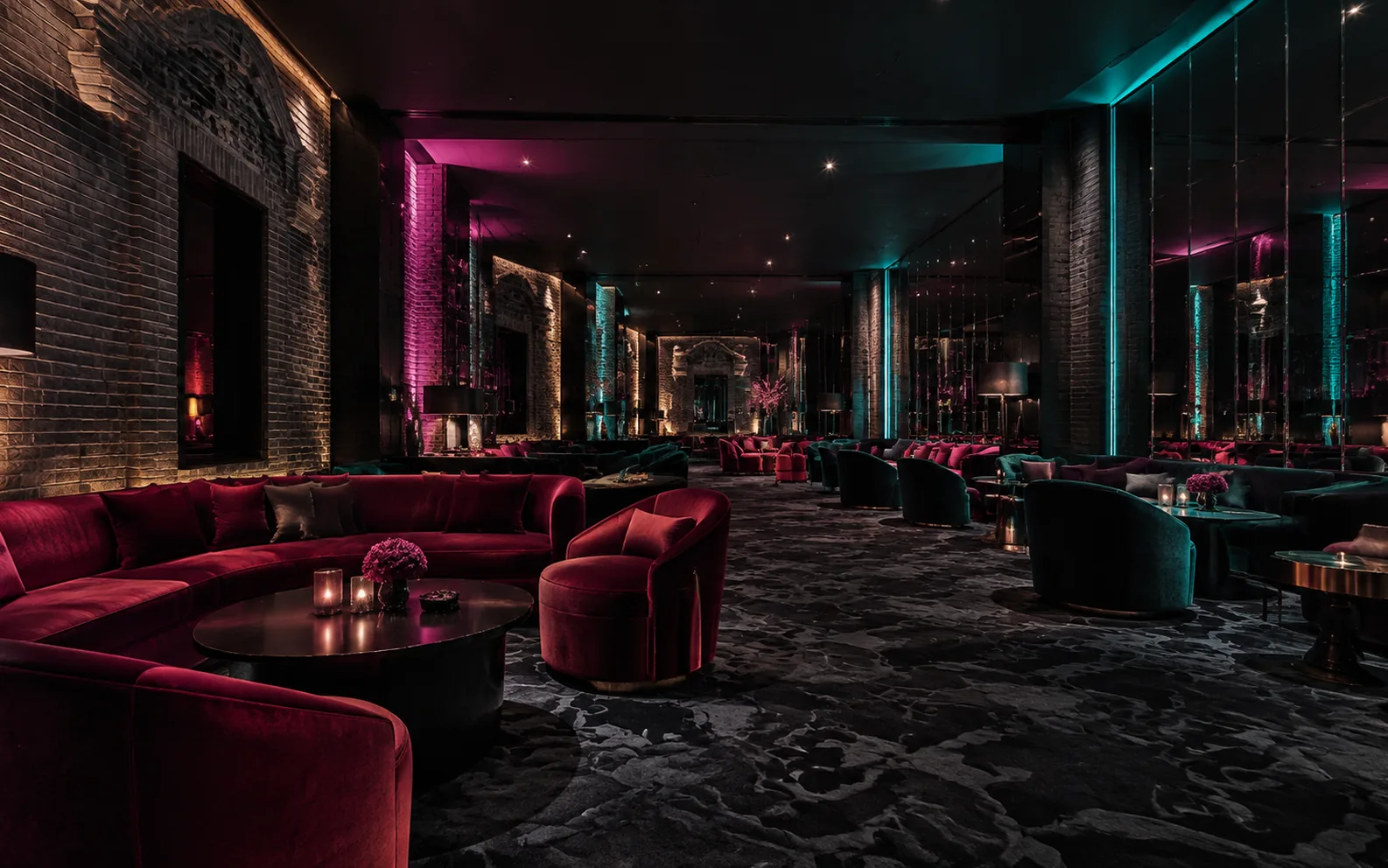 上海外滩 W 酒店 — W Shanghai · The Bund